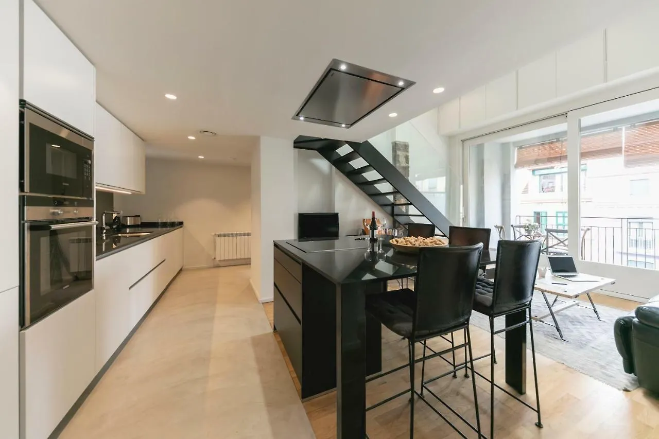 Bravissimo La Rambla Penthouse Apartment Girona