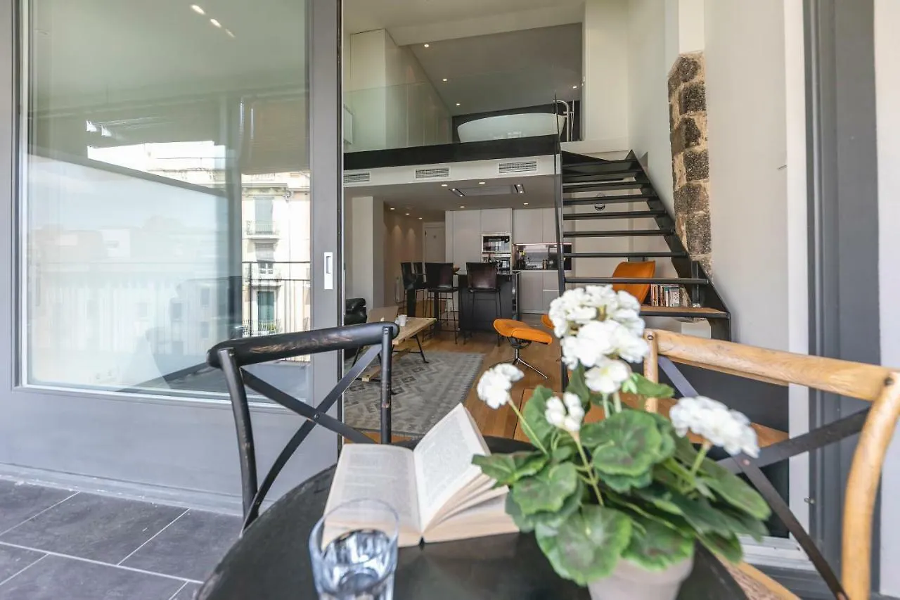 Bravissimo La Rambla Penthouse Apartment Girona Spain